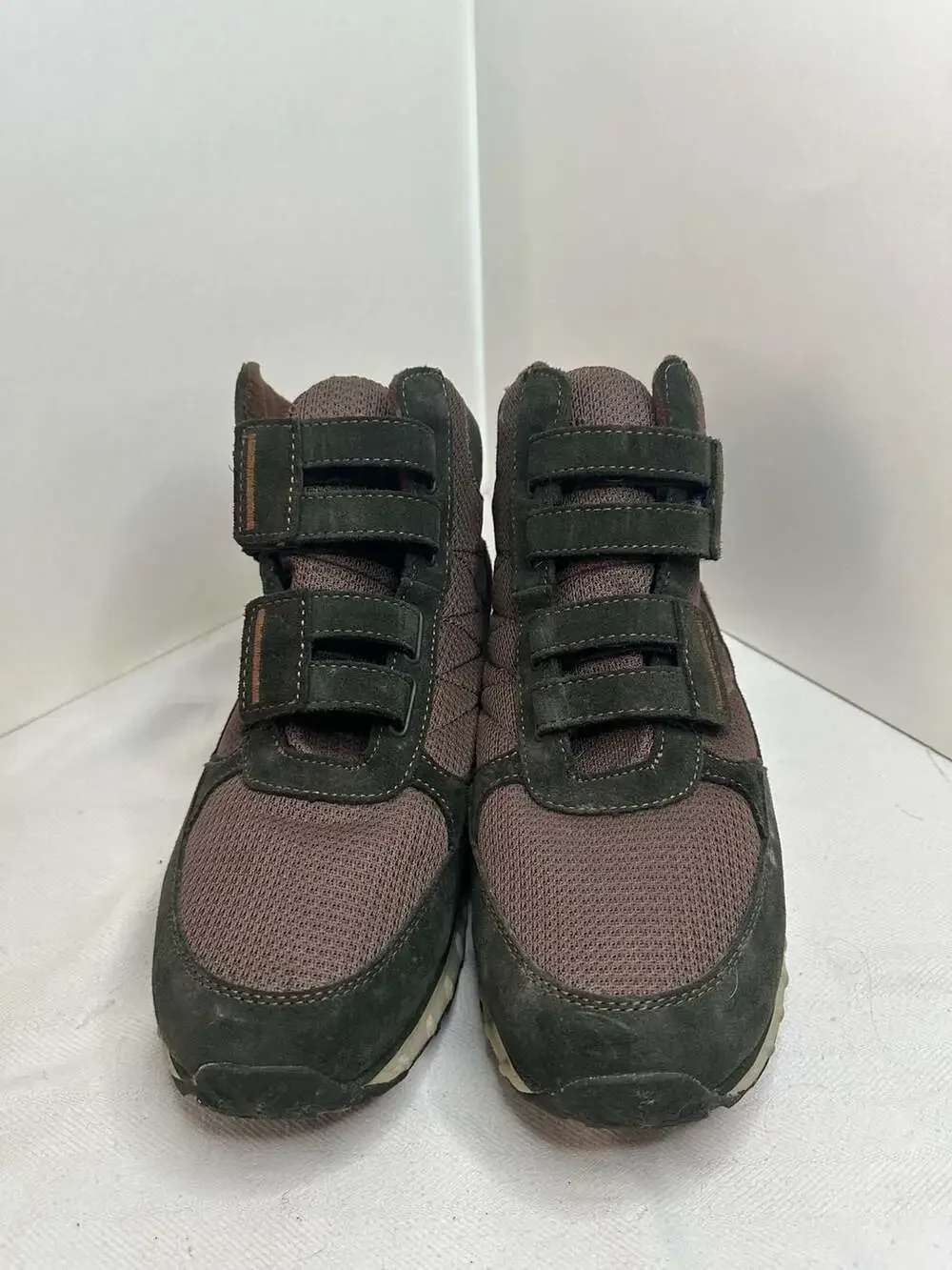 L.L.Bean Men's Snow Sneaker 5 Boots Hook-and-Loop Mid Waterproof Insulated